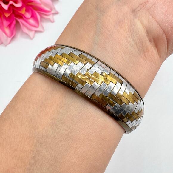 Vintage Two Tone Metallic Basketweave Bangle Bracelet Brass Silver Tone Chunky - Picture 5 of 12
